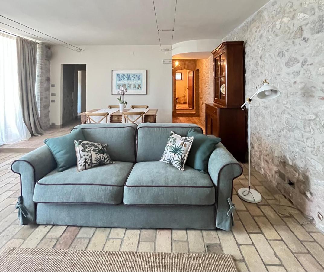 Le Mansarine Charme B&B Castellaro  Extérieur photo