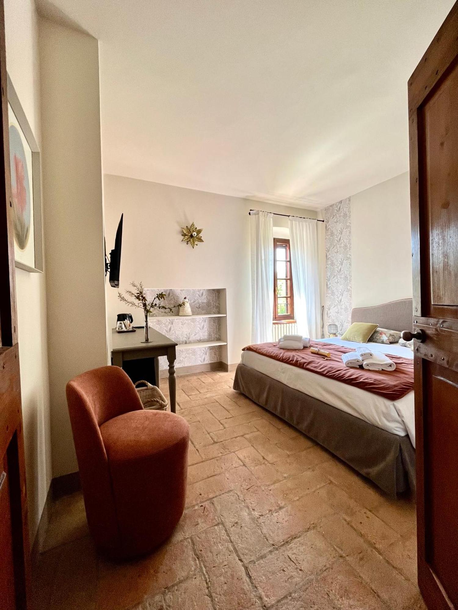 Le Mansarine Charme B&B Castellaro  Extérieur photo